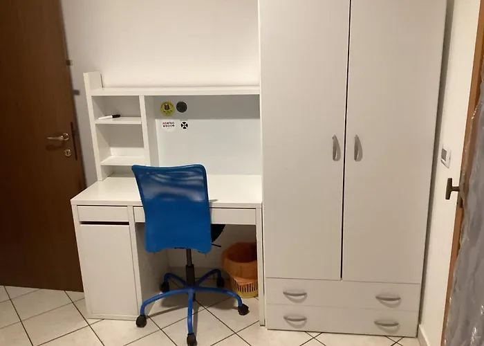 Couette-café Da Giuseppe, Vicino Stabilimento Ferrari *